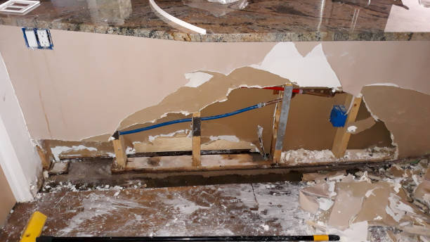 Best Emergency water damage restoration  in Newark, TX